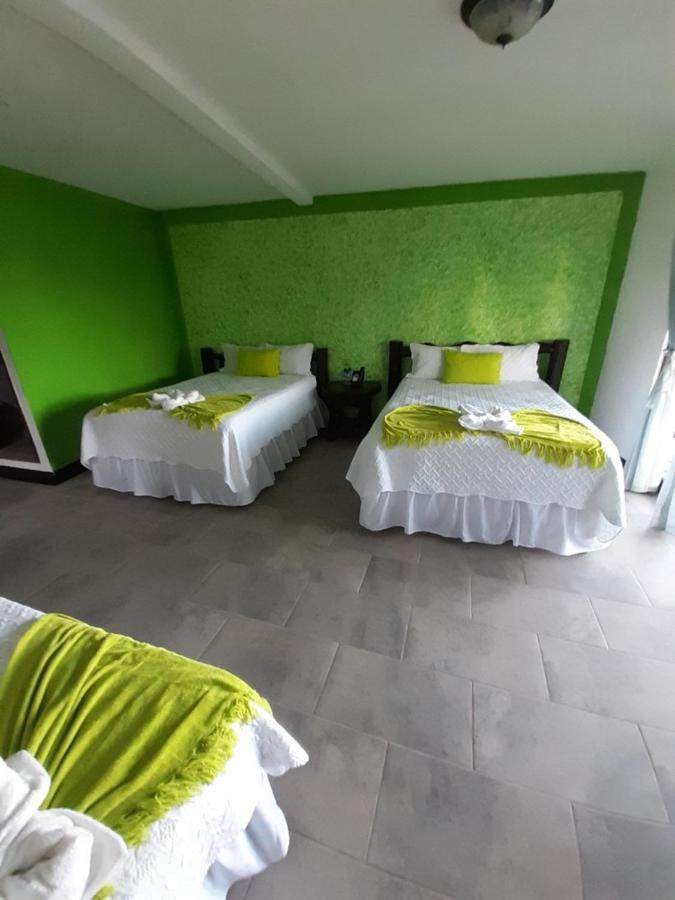 Hotel Mi Paraiso Rio Dulce Castillo de San Felipe Kültér fotó