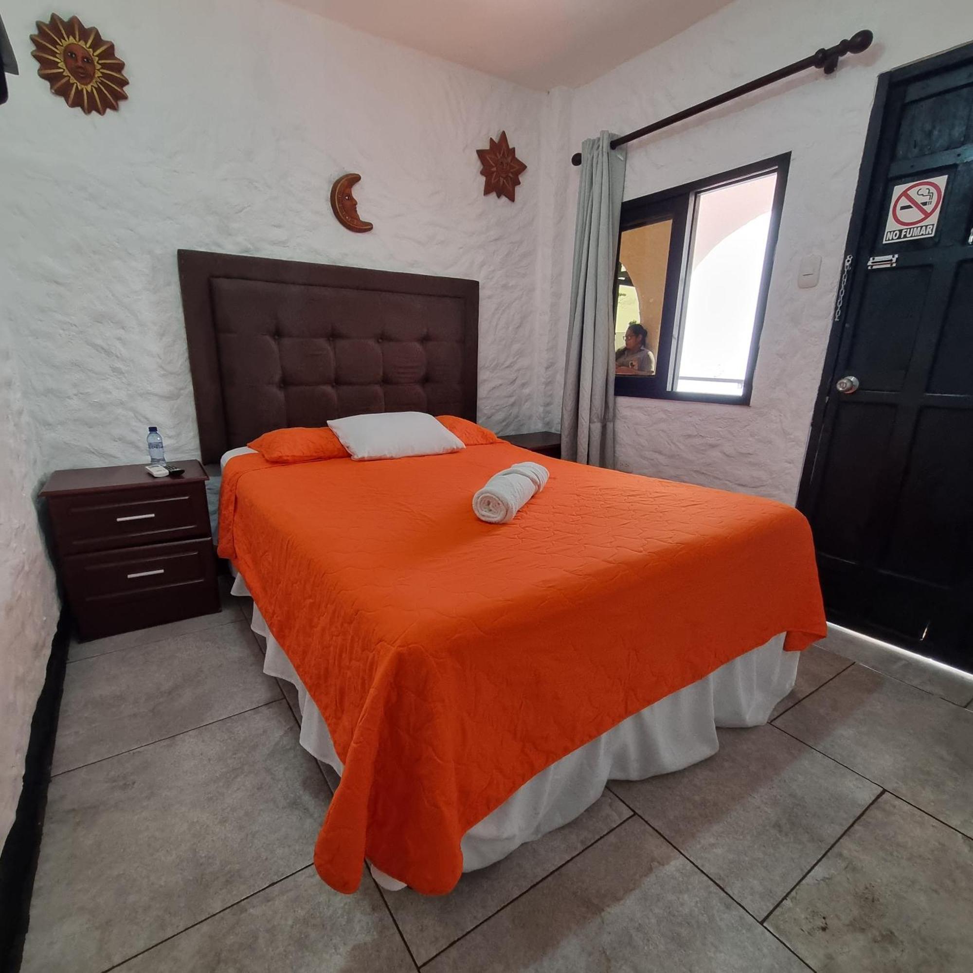 Hotel Mi Paraiso Rio Dulce Castillo de San Felipe Kültér fotó
