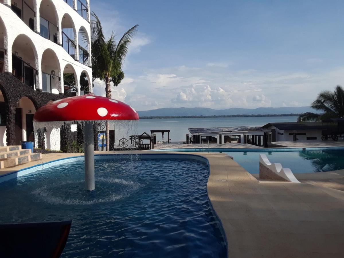 Hotel Mi Paraiso Rio Dulce Castillo de San Felipe Kültér fotó